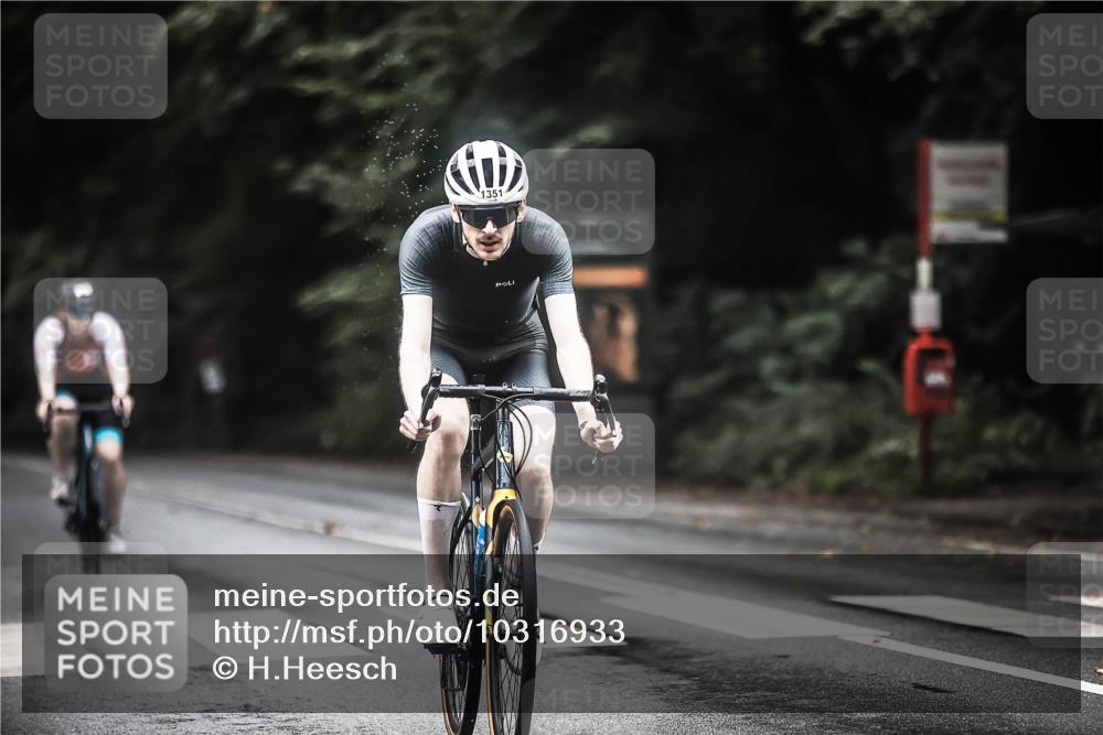 13.09.2026 - Stadtparktriathlon H.Heesch http://msf.ph/oto/10316933 13.09.2026 13:00:38 Radfahren 1143, 1282, 1351, 1370 meine-sportfotos.de