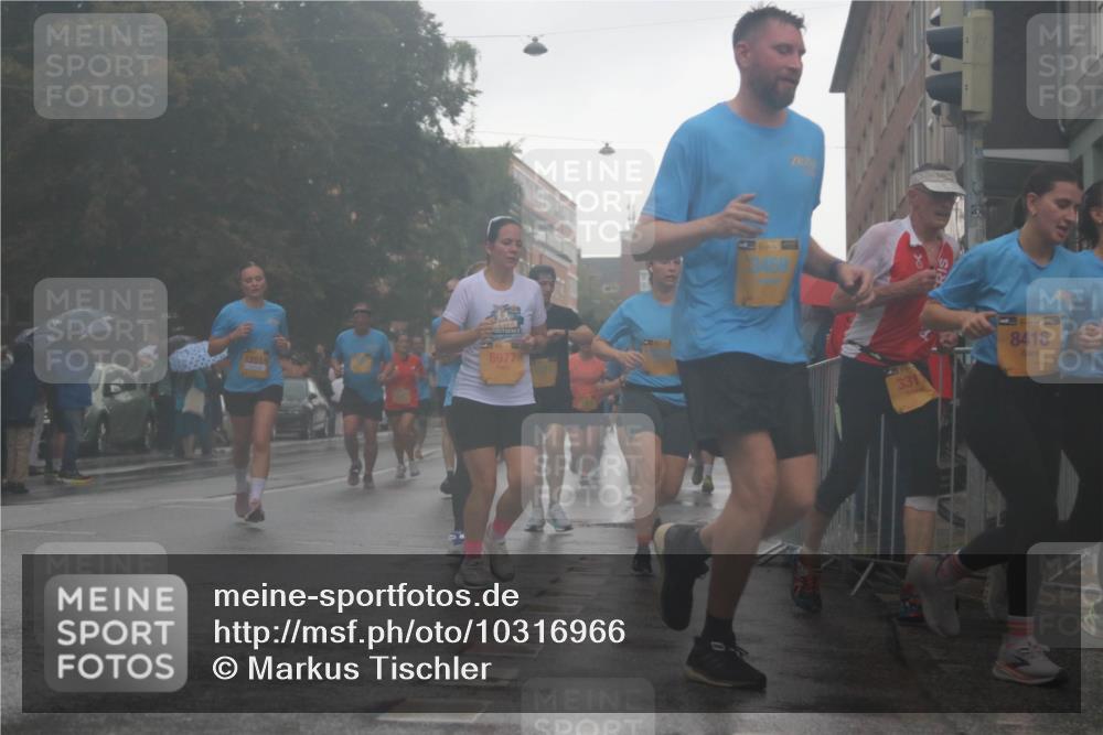 13.09.2026 - Kiel Lauf Markus Tischler http://msf.ph/oto/10316966 13.09.2026 10:47:25 Fleethörn 8977, 331, 8416 meine-sportfotos.de