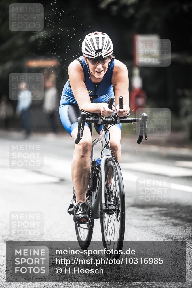 13.09.2026 - Stadtparktriathlon H.Heesch http://msf.ph/oto/10316985 13.09.2026 11:52:36 Radfahren 815, 841 meine-sportfotos.de