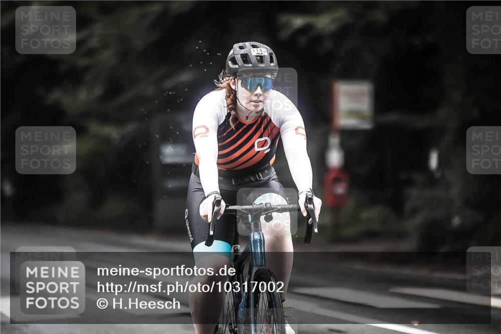 13.09.2026 - Stadtparktriathlon H.Heesch http://msf.ph/oto/10317002 13.09.2026 13:00:41 Radfahren 1143, 1282, 1285, 1314, 1351 meine-sportfotos.de