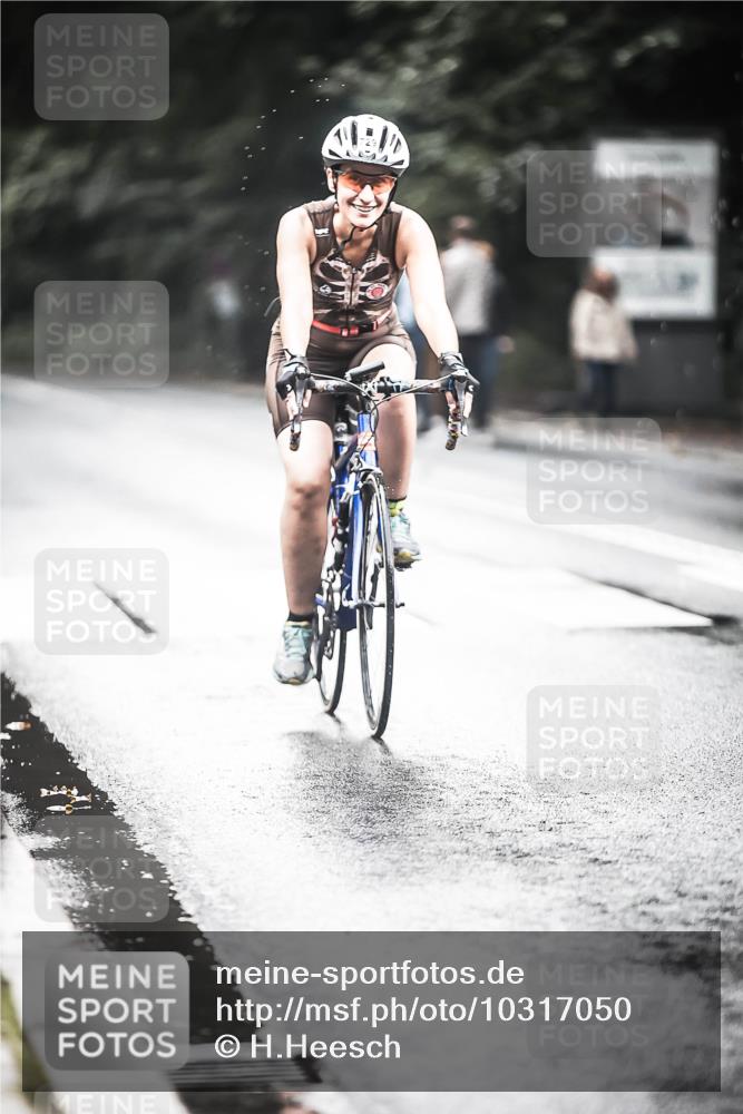 13.09.2026 - Stadtparktriathlon H.Heesch http://msf.ph/oto/10317050 13.09.2026 11:52:48 Radfahren 709, 721, 729, 747, 756, 760, 829, 861, 895, 938 meine-sportfotos.de