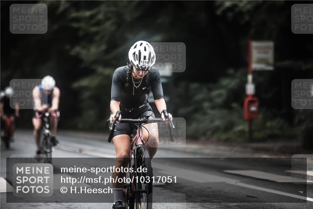 13.09.2026 - Stadtparktriathlon H.Heesch http://msf.ph/oto/10317051 13.09.2026 13:00:45 Radfahren 1143, 1230, 1274, 1282, 1285, 1314, 1341 meine-sportfotos.de