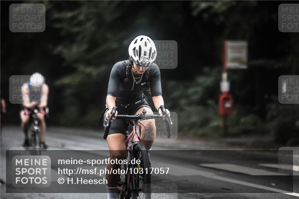 13.09.2026 - Stadtparktriathlon H.Heesch http://msf.ph/oto/10317057 13.09.2026 13:00:45 Radfahren 1143, 1230, 1274, 1282, 1285, 1314, 1341 meine-sportfotos.de