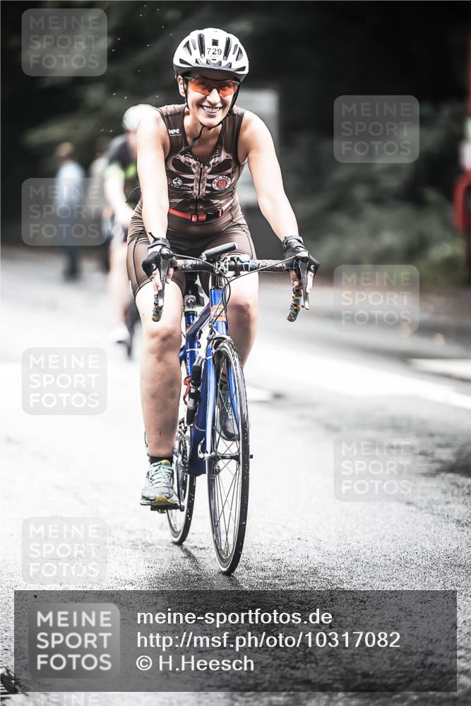13.09.2026 - Stadtparktriathlon H.Heesch http://msf.ph/oto/10317082 13.09.2026 11:52:48 Radfahren 709, 721, 729, 747, 756, 760, 829, 861, 895, 938 meine-sportfotos.de