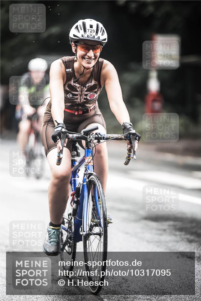 13.09.2026 - Stadtparktriathlon H.Heesch http://msf.ph/oto/10317095 13.09.2026 11:52:49 Radfahren 709, 721, 729, 747, 756, 760, 829, 861, 895, 938 meine-sportfotos.de