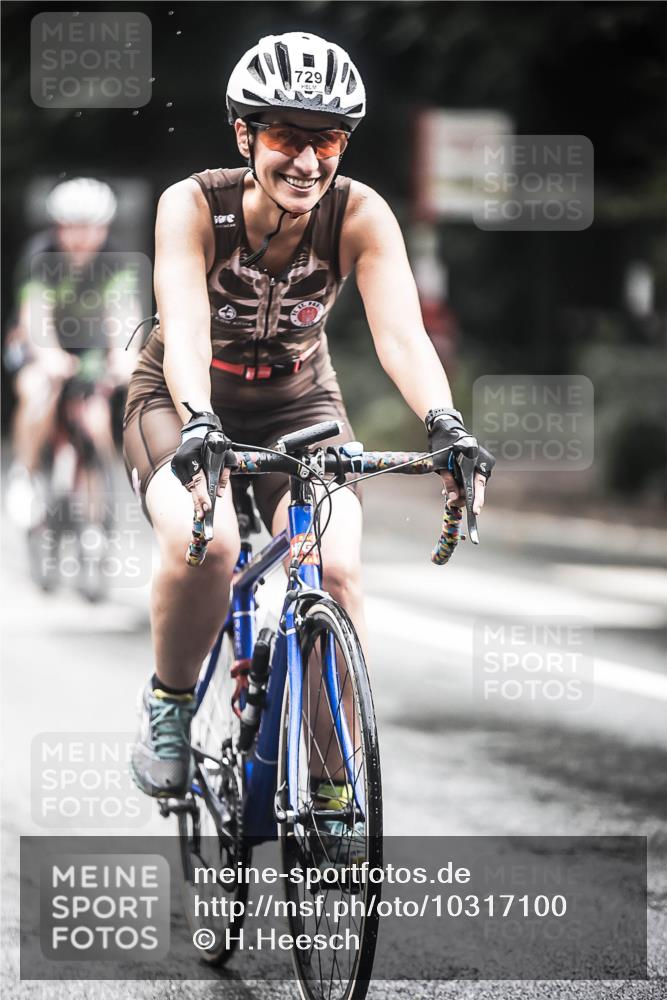 13.09.2026 - Stadtparktriathlon H.Heesch http://msf.ph/oto/10317100 13.09.2026 11:52:49 Radfahren 709, 721, 729, 747, 756, 760, 829, 861, 895, 938 meine-sportfotos.de