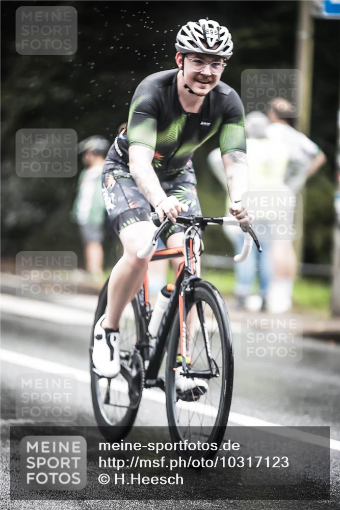 13.09.2026 - Stadtparktriathlon H.Heesch http://msf.ph/oto/10317123 13.09.2026 11:52:50 Radfahren 709, 721, 729, 747, 756, 829, 887, 895, 938 meine-sportfotos.de