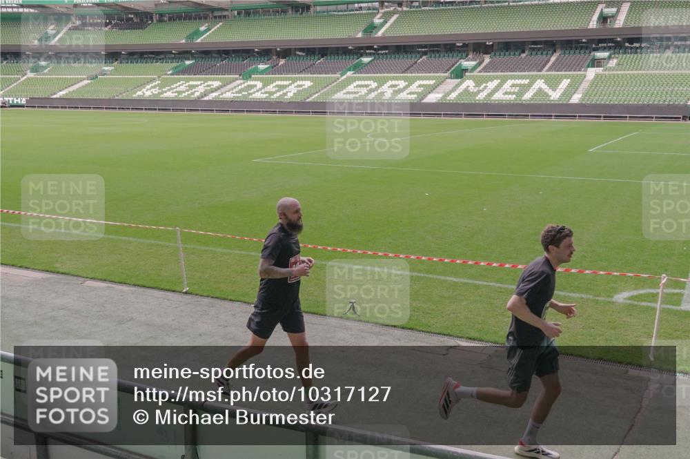 13.09.2026 - 21. swb-Marathon Bremen Michael Burmester http://msf.ph/oto/10317127 13.09.2026 12:52:16 Laufen im Stadion 102, 107, 235, 335, 683, 734, 771, 792, 863, 1033, 1043, 1125, 1146, 1162, 1232, 1252, 1297, 1455, 1492, 1510, 1528, 1542, 1613, 1646, 1955, 1970, 2007, 2008, 2043, 2203, 2350, 2442, 2447, 2480, 2498, 2759, 2767, 2847, 2858, 3085, 3149, 3236, 3336, 3362, 3440, 3448, 3484, 3566, 3703, 3830, 3899, 3959, 3988, 4165, 4283, 4429, 4473, 4475, 4571, 4573, 4582, 4605, 4727, 4781, 4782, 4895, 5079, 5152, 5168, 5379, 5521, 5696, 6274, 8033, 8798 meine-sportfotos.de