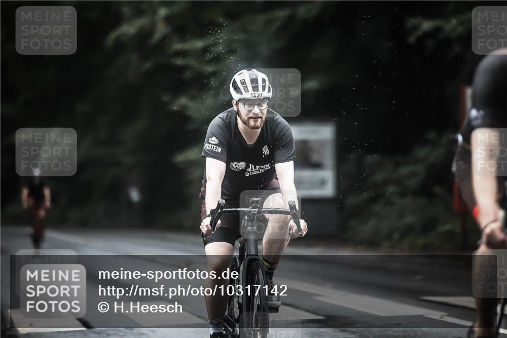 13.09.2026 - Stadtparktriathlon H.Heesch http://msf.ph/oto/10317142 13.09.2026 13:00:50 Radfahren 1228, 1230, 1274, 1282, 1285, 1314, 1319, 1341 meine-sportfotos.de
