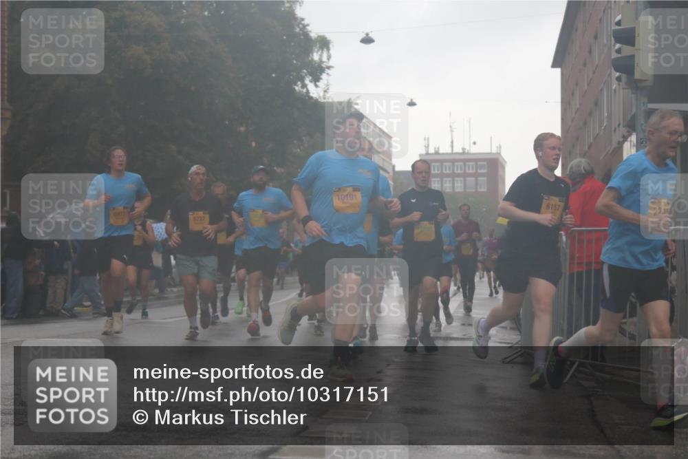 13.09.2026 - Kiel Lauf Markus Tischler http://msf.ph/oto/10317151 13.09.2026 10:47:41 Fleethörn 6972, 8237, 10191, 6157, 2245 meine-sportfotos.de