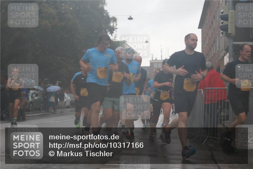 13.09.2026 - Kiel Lauf Markus Tischler http://msf.ph/oto/10317166 13.09.2026 10:47:43 Fleethörn 1401, 6972, 8237, 12378, 5179, 4 meine-sportfotos.de