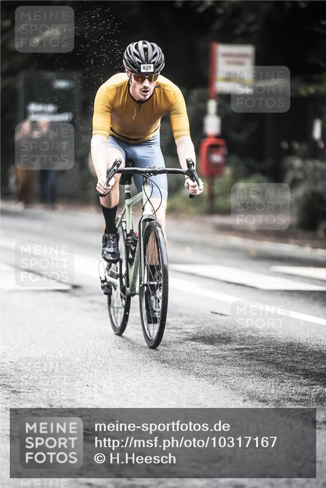 13.09.2026 - Stadtparktriathlon H.Heesch http://msf.ph/oto/10317167 13.09.2026 11:52:53 Radfahren 709, 721, 729, 747, 756, 829, 854, 887, 895 meine-sportfotos.de