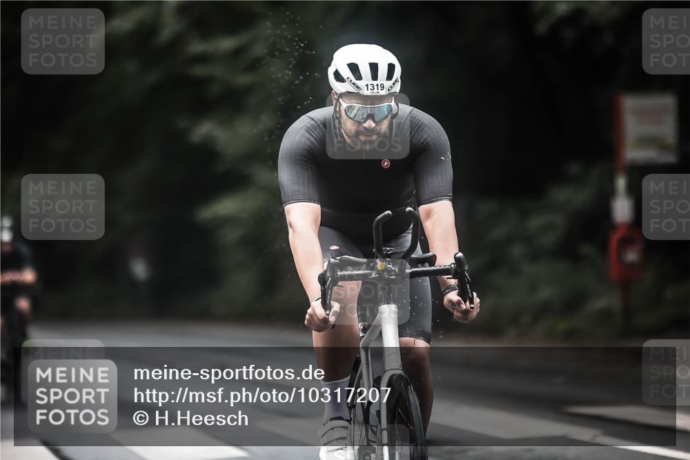 13.09.2026 - Stadtparktriathlon H.Heesch http://msf.ph/oto/10317207 13.09.2026 13:00:55 Radfahren 1228, 1230, 1274, 1319, 1324, 1367 meine-sportfotos.de