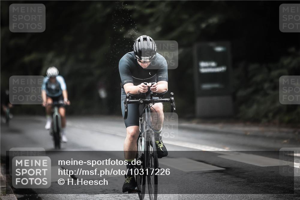 13.09.2026 - Stadtparktriathlon H.Heesch http://msf.ph/oto/10317226 13.09.2026 13:00:58 Radfahren 1228, 1319, 1324, 1367 meine-sportfotos.de