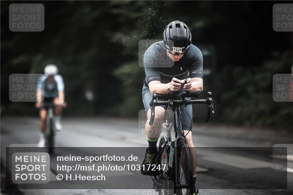 13.09.2026 - Stadtparktriathlon H.Heesch http://msf.ph/oto/10317247 13.09.2026 13:00:58 Radfahren 1228, 1319, 1324, 1367 meine-sportfotos.de