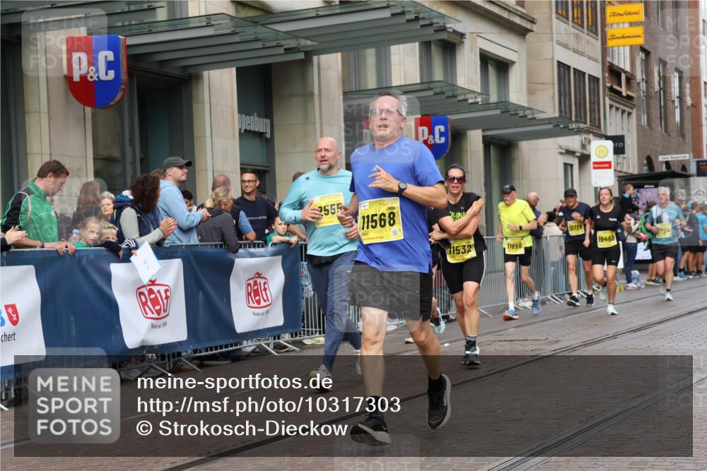 13.09.2026 - 21. swb-Marathon Bremen Strokosch-Dieckow http://msf.ph/oto/10317303 13.09.2026 10:57:36 Ziel 10078, 10460, 10543, 10559, 10565, 10604, 10707, 10728, 10826, 10903, 11136, 11153, 11332, 11532, 11568, 11824, 11856, 11863, 12228, 12231, 12264, 12427, 12551, 12555, 10177, 10226, 10300, 10394, 10517, 10518, 10687, 11106, 11245, 11365, 11480, 11498, 11609, 11734, 11965, 11966, 12037, 12111, 12222, 12263, 12372, 12400, 12411 meine-sportfotos.de