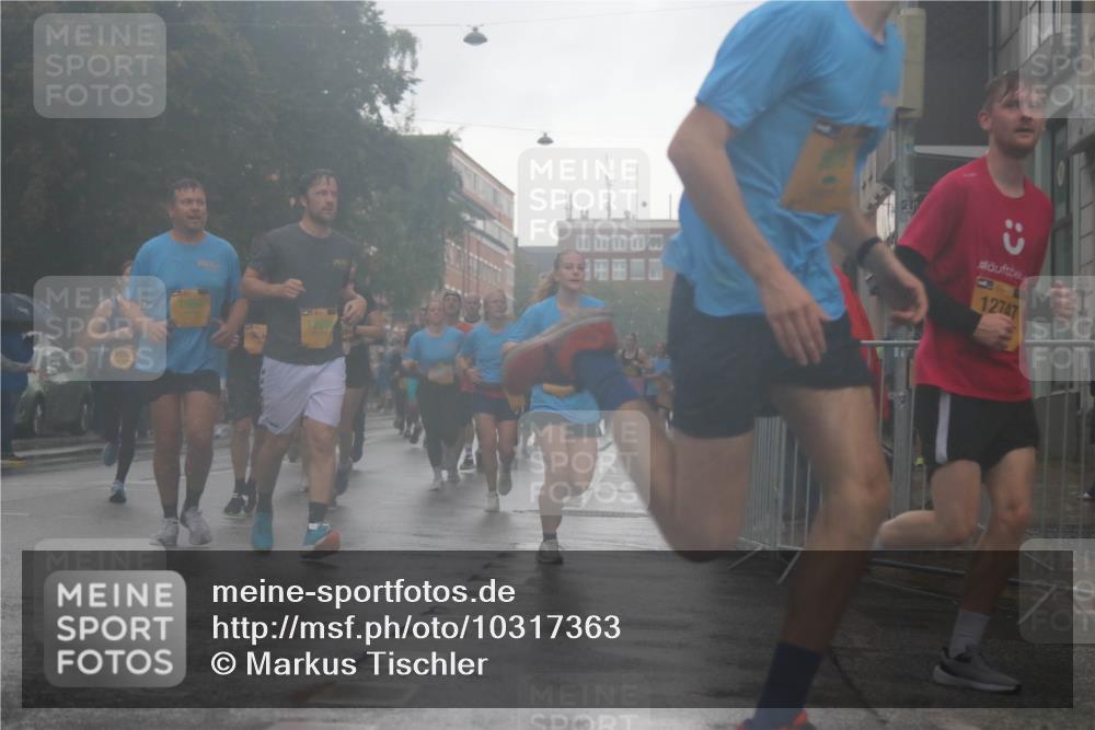 13.09.2026 - Kiel Lauf Markus Tischler http://msf.ph/oto/10317363 13.09.2026 10:47:59 Fleethörn 1980, 12747 meine-sportfotos.de