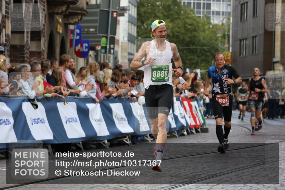 13.09.2026 - 21. swb-Marathon Bremen Strokosch-Dieckow http://msf.ph/oto/10317367 13.09.2026 13:06:50 Ziel 508, 1770, 1921, 2832, 3910, 4777, 7590, 8621, 13148, 749, 3794, 3973, 8888, 9708 meine-sportfotos.de