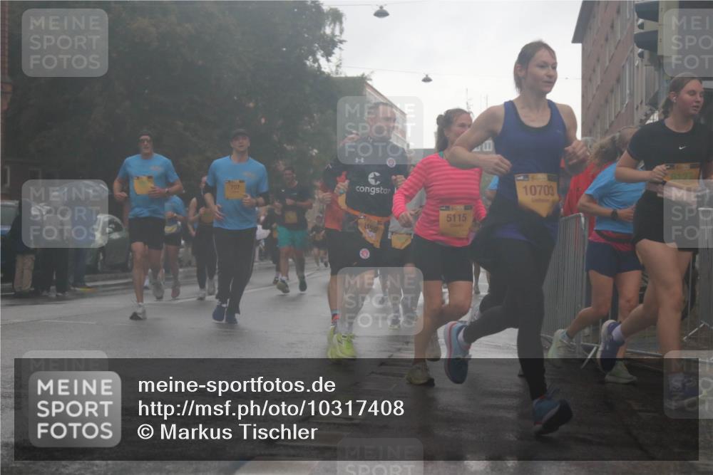 13.09.2026 - Kiel Lauf Markus Tischler http://msf.ph/oto/10317408 13.09.2026 10:48:02 Fleethörn 707, 11, 09, 5115, 10703, 859, 6127 meine-sportfotos.de