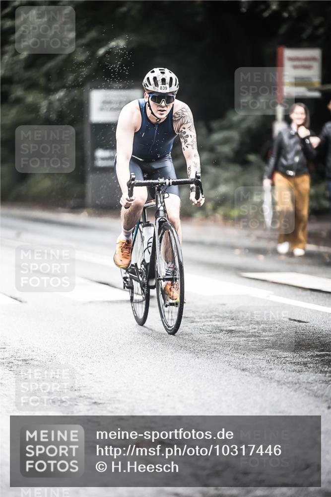 13.09.2026 - Stadtparktriathlon H.Heesch http://msf.ph/oto/10317446 13.09.2026 11:53:12 Radfahren 720, 798, 839, 844, 866 meine-sportfotos.de