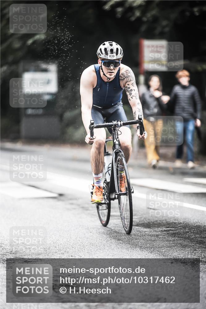 13.09.2026 - Stadtparktriathlon H.Heesch http://msf.ph/oto/10317462 13.09.2026 11:53:12 Radfahren 720, 798, 839, 844, 866 meine-sportfotos.de