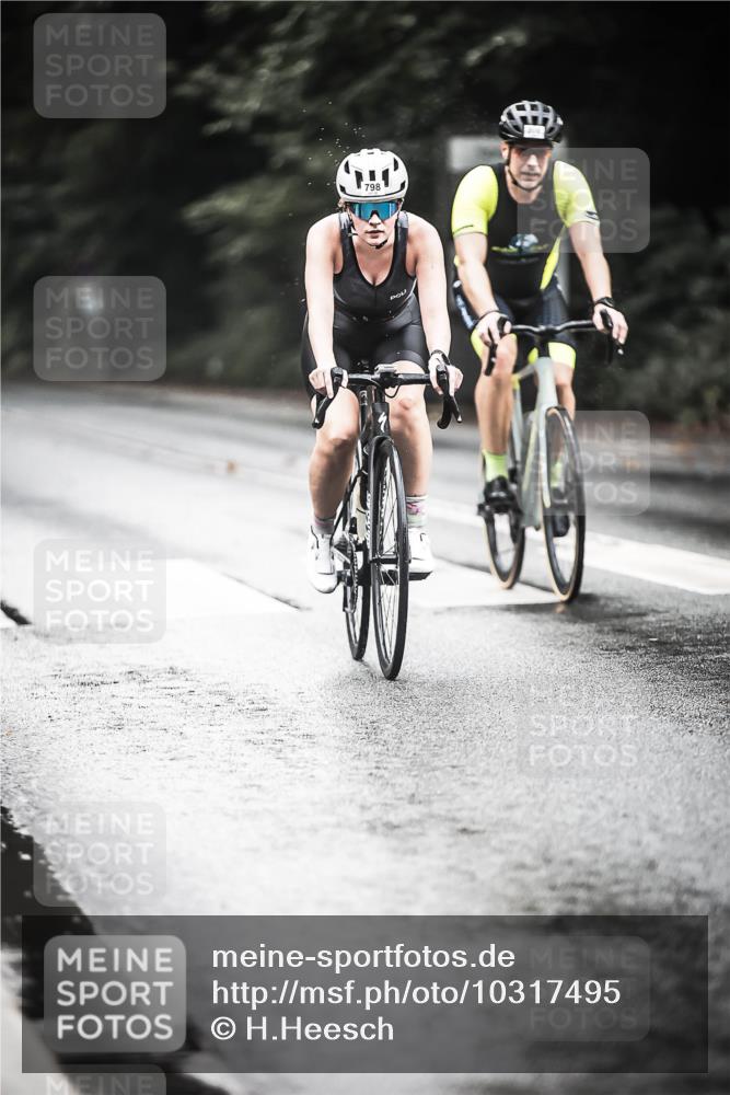 13.09.2026 - Stadtparktriathlon H.Heesch http://msf.ph/oto/10317495 13.09.2026 11:53:15 Radfahren 720, 798, 839, 844, 866 meine-sportfotos.de