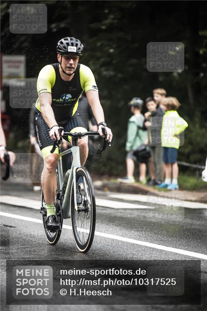 13.09.2026 - Stadtparktriathlon H.Heesch http://msf.ph/oto/10317525 13.09.2026 11:53:15 Radfahren 720, 798, 839, 844, 866 meine-sportfotos.de