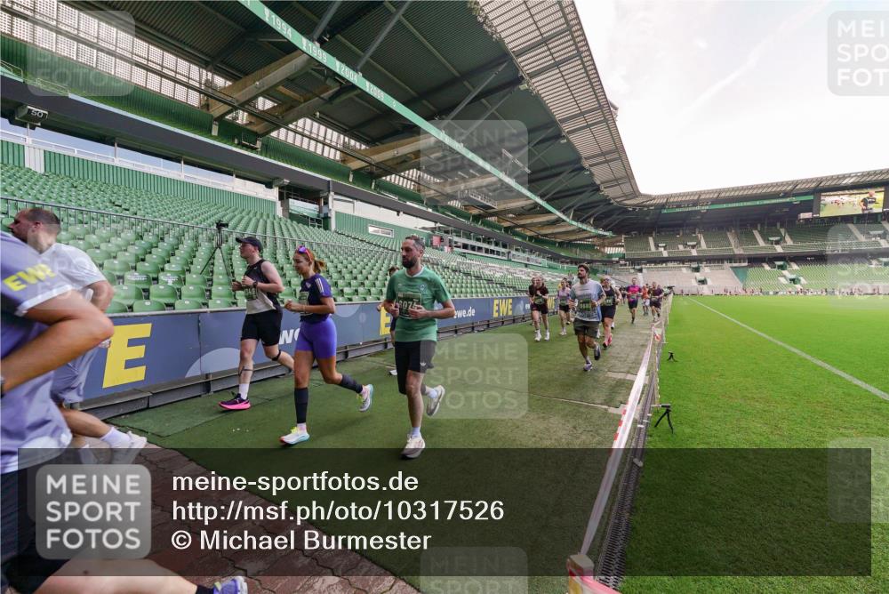 13.09.2026 - 21. swb-Marathon Bremen Michael Burmester http://msf.ph/oto/10317526 13.09.2026 13:15:03 Laufen im Stadion 143, 263, 266, 300, 414, 460, 631, 768, 956, 1008, 1047, 1392, 1408, 1573, 1818, 1819, 1874, 2024, 2035, 2233, 2235, 2314, 2359, 2385, 2386, 2387, 2412, 2457, 2466, 2484, 2494, 2521, 2540, 2564, 2667, 2690, 2691, 2693, 2737, 2760, 2783, 2829, 2838, 2859, 2861, 2865, 2874, 2887, 2958, 2978, 3075, 3111, 3157, 3165, 3185, 3209, 3265, 3304, 3355, 3378, 3382, 3405, 3428, 3486, 3653, 3661, 3670, 3680, 3829, 4034, 4080, 4306, 703 meine-sportfotos.de