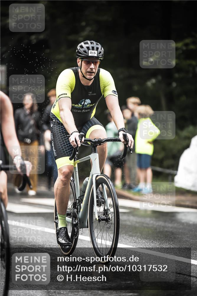 13.09.2026 - Stadtparktriathlon H.Heesch http://msf.ph/oto/10317532 13.09.2026 11:53:16 Radfahren 798, 839, 844, 866 meine-sportfotos.de
