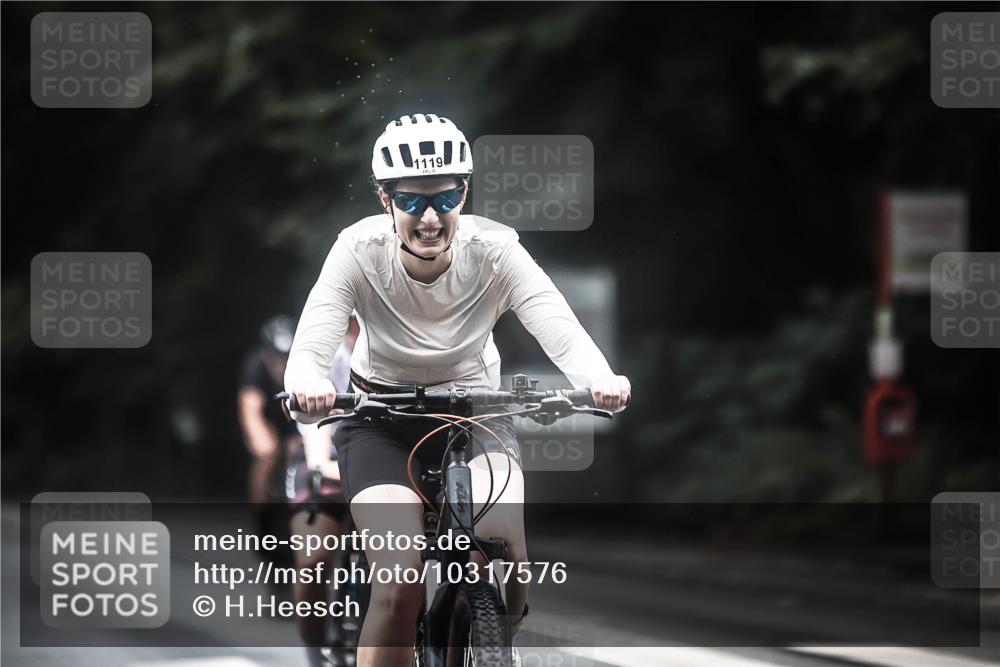 13.09.2026 - Stadtparktriathlon H.Heesch http://msf.ph/oto/10317576 13.09.2026 13:01:19 Radfahren 1079, 1119, 1188, 1214, 1229, 1294, 1362, 1387, 1388 meine-sportfotos.de