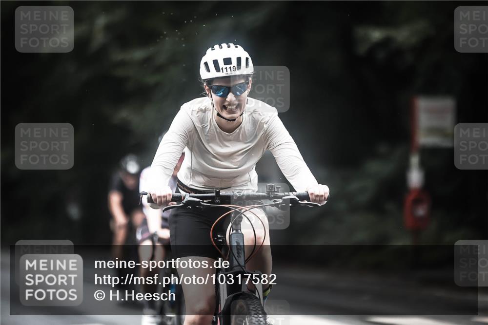 13.09.2026 - Stadtparktriathlon H.Heesch http://msf.ph/oto/10317582 13.09.2026 13:01:19 Radfahren 1079, 1119, 1188, 1214, 1229, 1294, 1362, 1387, 1388 meine-sportfotos.de