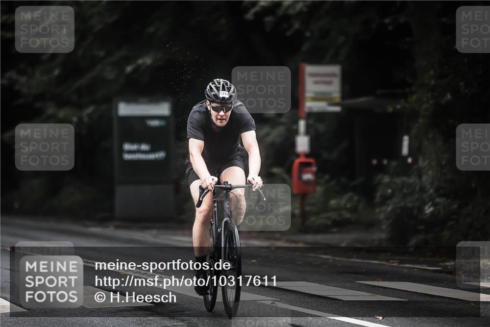 13.09.2026 - Stadtparktriathlon H.Heesch http://msf.ph/oto/10317611 13.09.2026 13:01:21 Radfahren 1079, 1119, 1188, 1214, 1229, 1294, 1362, 1387, 1404 meine-sportfotos.de