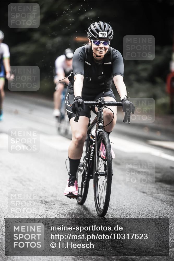 13.09.2026 - Stadtparktriathlon H.Heesch http://msf.ph/oto/10317623 13.09.2026 11:53:30 Radfahren 769, 795, 819, 834, 849, 915, 917 meine-sportfotos.de