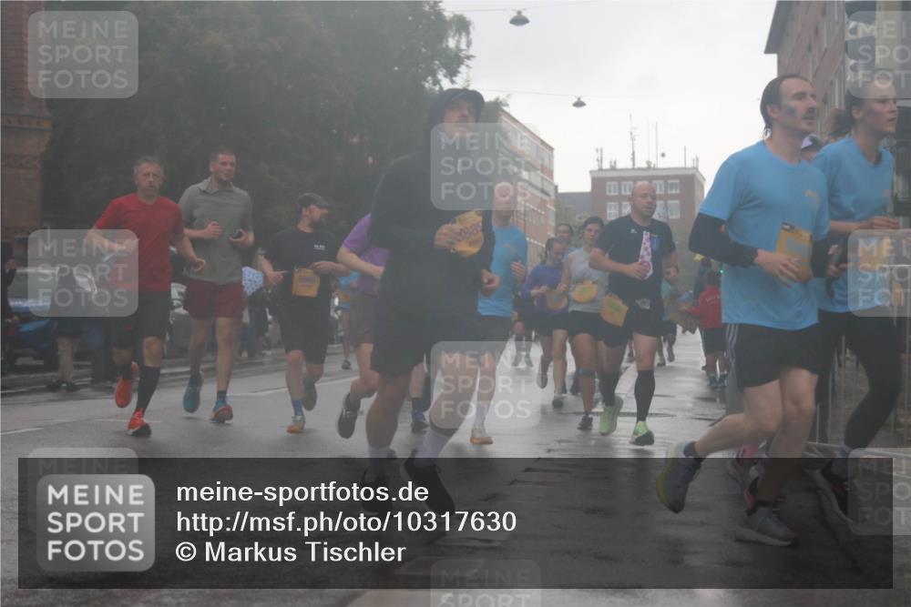 13.09.2026 - Kiel Lauf Markus Tischler http://msf.ph/oto/10317630 13.09.2026 10:48:22 Fleethörn 4414, 8865, 889 meine-sportfotos.de