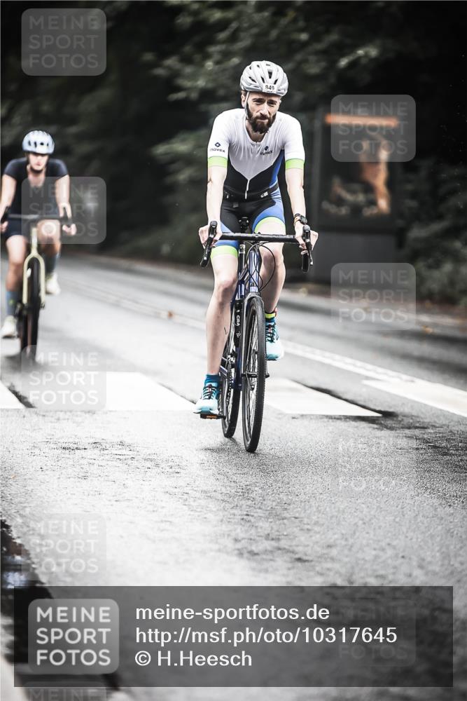 13.09.2026 - Stadtparktriathlon H.Heesch http://msf.ph/oto/10317645 13.09.2026 11:53:31 Radfahren 769, 795, 819, 834, 849, 915, 917 meine-sportfotos.de