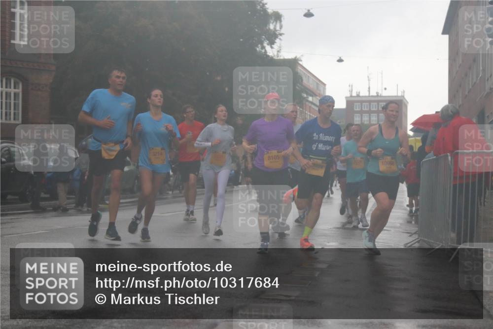 13.09.2026 - Kiel Lauf Markus Tischler http://msf.ph/oto/10317684 13.09.2026 10:48:27 Fleethörn 3214, 8105, 7229, 10968 meine-sportfotos.de