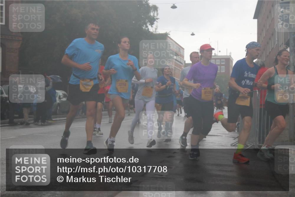 13.09.2026 - Kiel Lauf Markus Tischler http://msf.ph/oto/10317708 13.09.2026 10:48:27 Fleethörn 3214, 9231, 8105, 10968 meine-sportfotos.de