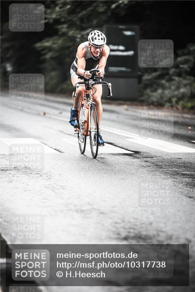 13.09.2026 - Stadtparktriathlon H.Heesch http://msf.ph/oto/10317738 13.09.2026 11:53:36 Radfahren 795, 819, 834, 849, 917 meine-sportfotos.de