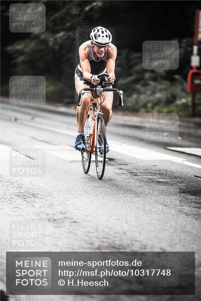 13.09.2026 - Stadtparktriathlon H.Heesch http://msf.ph/oto/10317748 13.09.2026 11:53:36 Radfahren 795, 819, 834, 849, 917 meine-sportfotos.de