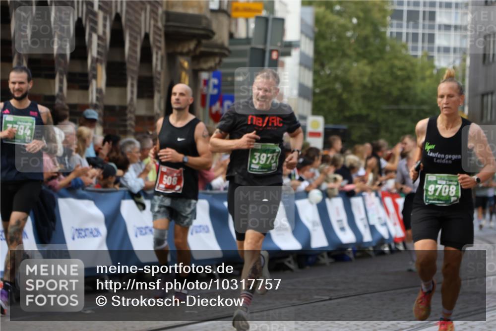 13.09.2026 - 21. swb-Marathon Bremen Strokosch-Dieckow http://msf.ph/oto/10317757 13.09.2026 13:06:58 Ziel 508, 521, 788, 1009, 1770, 1921, 2832, 3910, 4777, 5238, 6784, 6951, 7590, 8580, 1540, 1863, 3794, 3973, 6053, 7636, 7876, 9708, 9927 meine-sportfotos.de