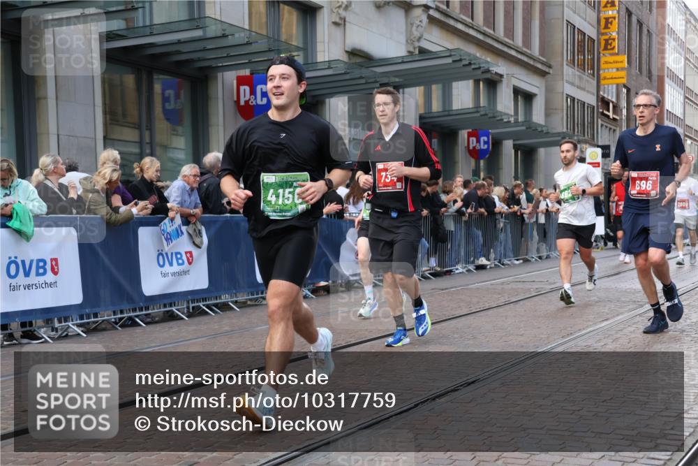 13.09.2026 - 21. swb-Marathon Bremen Strokosch-Dieckow http://msf.ph/oto/10317759 13.09.2026 13:16:52 Ziel 842, 2052, 3246, 3706, 4156, 4805, 6095, 6624, 6704, 6734, 6759, 6953, 7284, 8111, 8418, 8858, 385, 472, 675, 696, 734, 816, 827, 985, 1970, 2319, 2473, 2474, 2809, 3716, 3961, 4135, 4137, 4485, 5255, 5772, 6049, 6367, 6531, 6535, 6819, 7297, 7387, 7875 meine-sportfotos.de