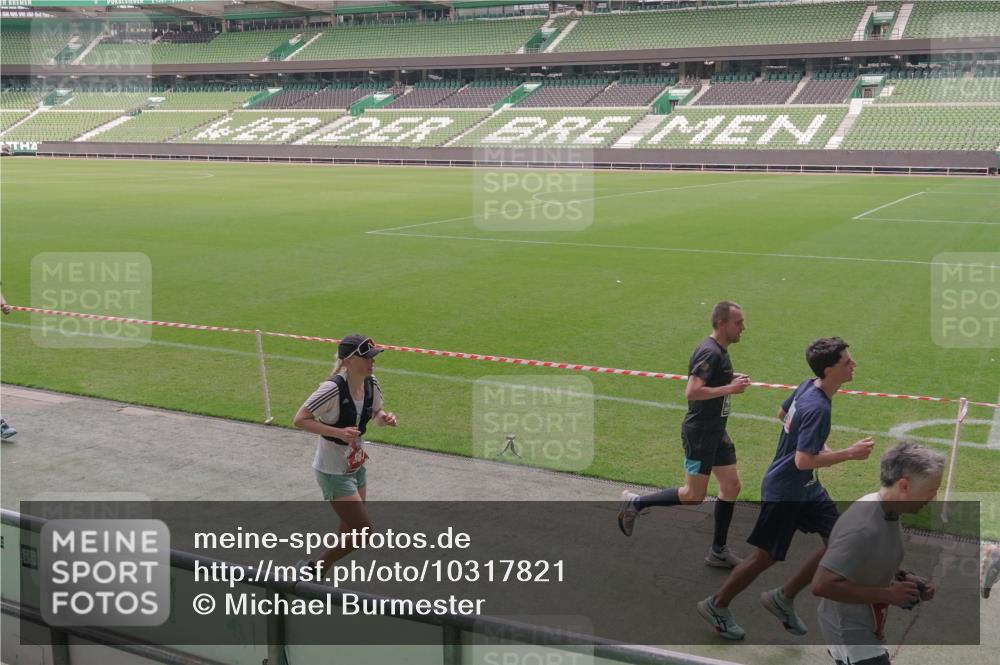 13.09.2026 - 21. swb-Marathon Bremen Michael Burmester http://msf.ph/oto/10317821 13.09.2026 12:53:08 Laufen im Stadion 102, 107, 145, 235, 313, 376, 472, 541, 560, 615, 616, 675, 683, 696, 734, 740, 755, 792, 863, 982, 985, 987, 1033, 1043, 1056, 1207, 1232, 1252, 1297, 1433, 1445, 1468, 1492, 1528, 1542, 1646, 1664, 1704, 1707, 1814, 1955, 2007, 2008, 2043, 2055, 2203, 2280, 2350, 2362, 2401, 2422, 2454, 2480, 2498, 2623, 2767, 2820, 2847, 2858, 2997, 3085, 3149, 3236, 3336, 3362, 3413, 3448, 3566, 3830, 3899, 3988, 4283, 4475, 4573, 4605, 5152, 5379 meine-sportfotos.de