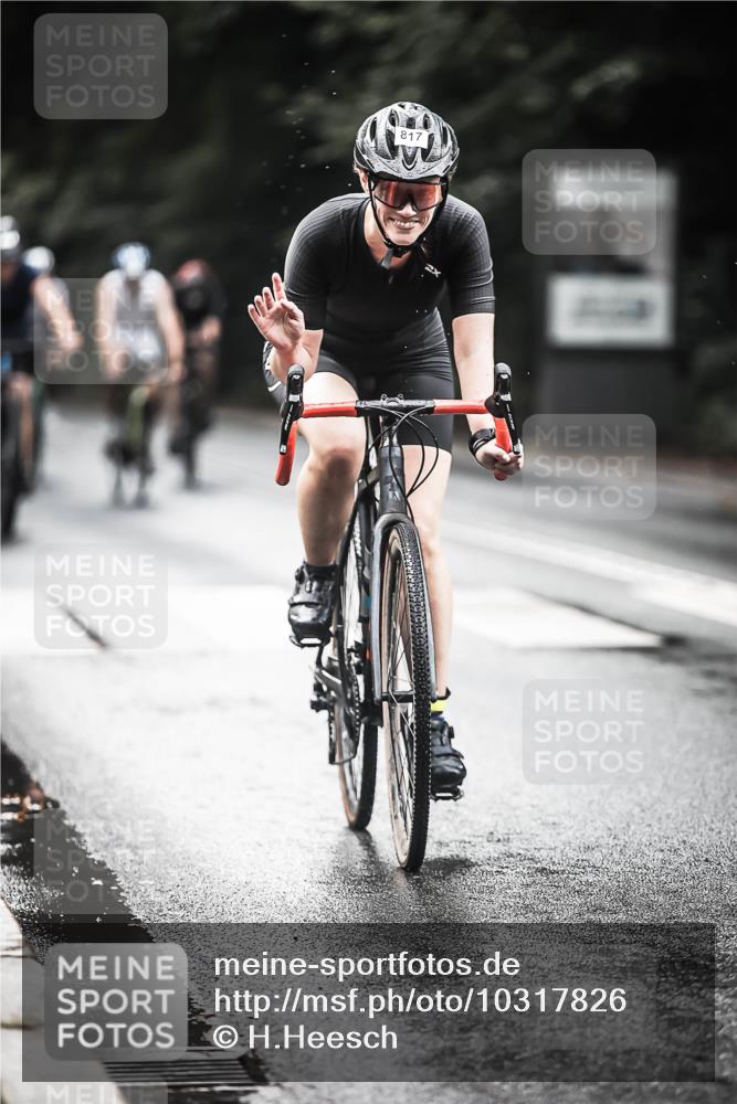 13.09.2026 - Stadtparktriathlon H.Heesch http://msf.ph/oto/10317826 13.09.2026 11:53:44 Radfahren 817, 828, 838, 870, 874, 880, 907 meine-sportfotos.de