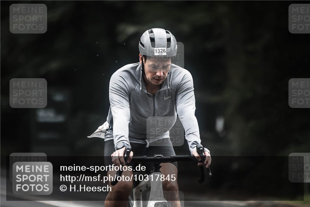 13.09.2026 - Stadtparktriathlon H.Heesch http://msf.ph/oto/10317845 13.09.2026 13:01:39 Radfahren 1224, 1293, 1308, 1326, 1382 meine-sportfotos.de