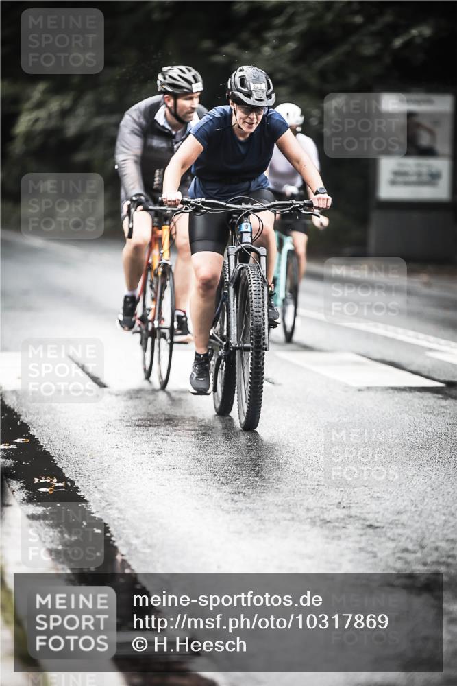 13.09.2026 - Stadtparktriathlon H.Heesch http://msf.ph/oto/10317869 13.09.2026 11:53:46 Radfahren 799, 817, 828, 838, 870, 874, 880, 907, 939 meine-sportfotos.de