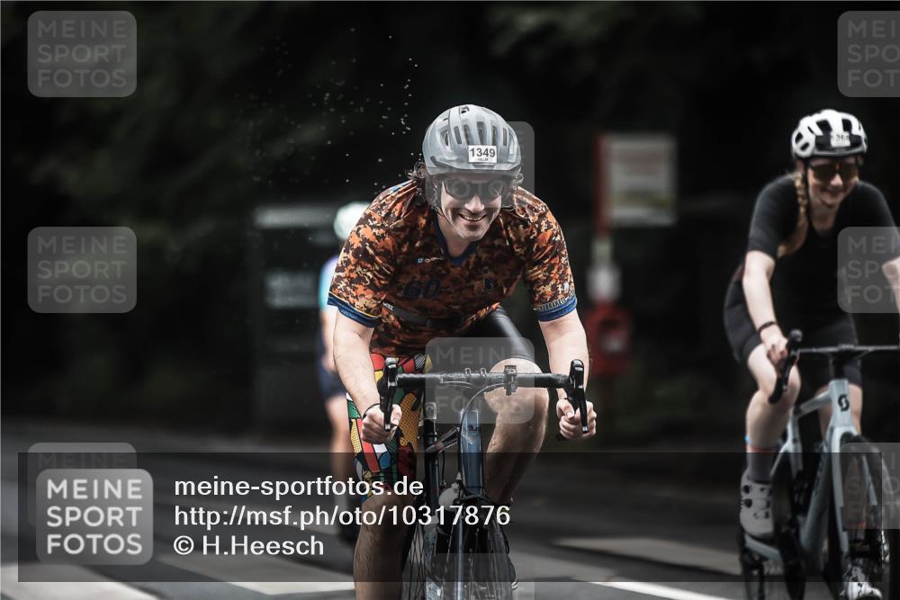 13.09.2026 - Stadtparktriathlon H.Heesch http://msf.ph/oto/10317876 13.09.2026 13:01:49 Radfahren 1280, 1349, 1368, 1376 meine-sportfotos.de