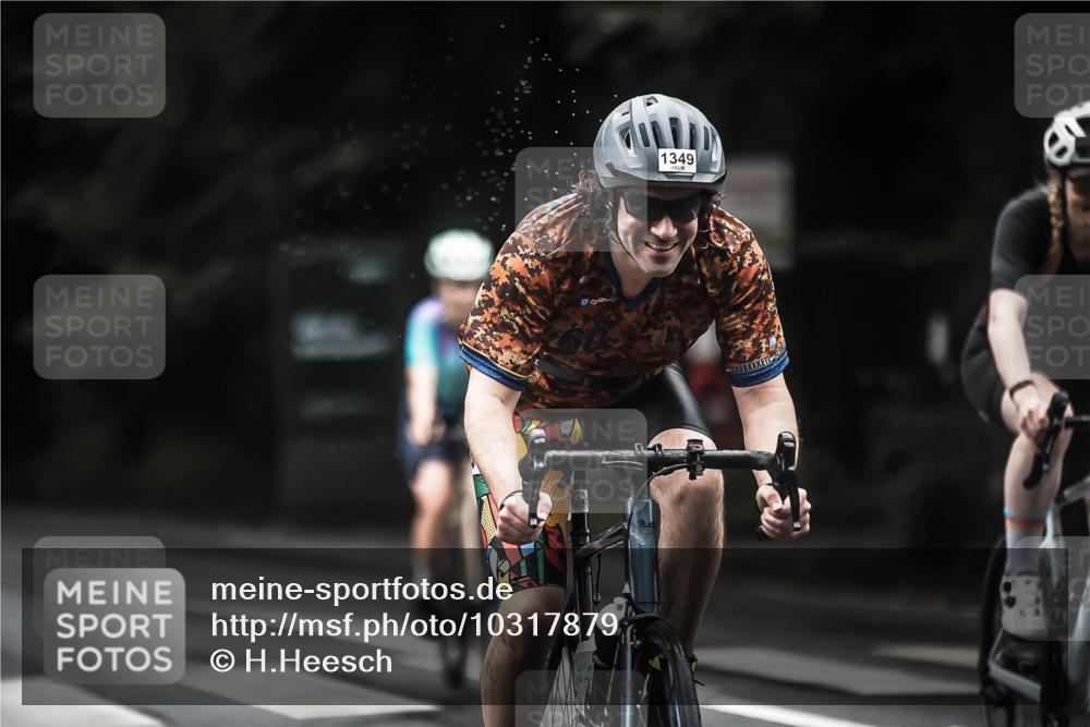 13.09.2026 - Stadtparktriathlon H.Heesch http://msf.ph/oto/10317879 13.09.2026 13:01:49 Radfahren 1280, 1349, 1368, 1376 meine-sportfotos.de