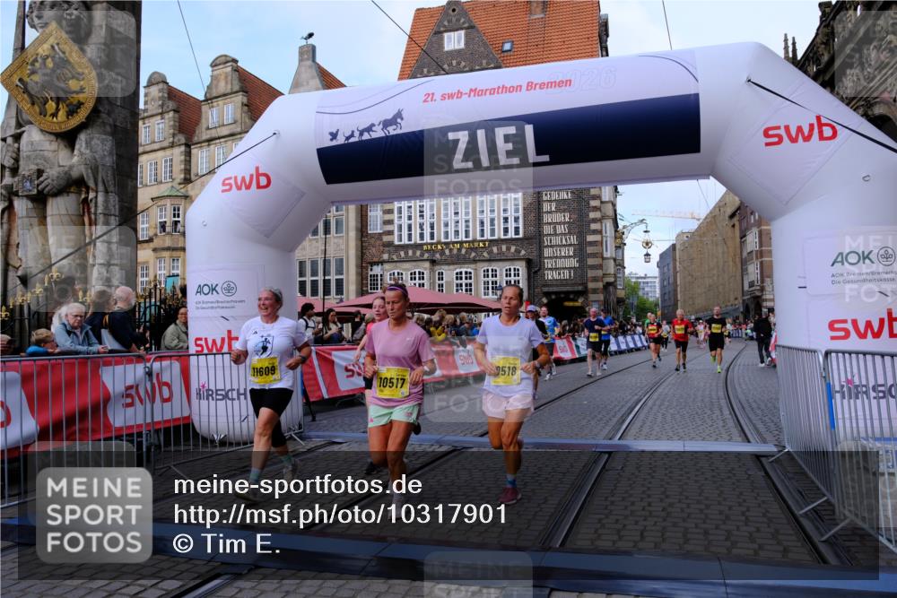 13.09.2026 - 21. swb-Marathon Bremen Tim E. http://msf.ph/oto/10317901 13.09.2026 10:57:40 Ziel 10166, 10177, 10226, 10300, 10394, 10517, 10518, 10578, 10687, 10969, 11106, 11365, 11480, 11498, 11609, 11667, 11734, 11966, 12037, 12111, 12263, 12372, 12382, 12383, 12400, 12411 meine-sportfotos.de