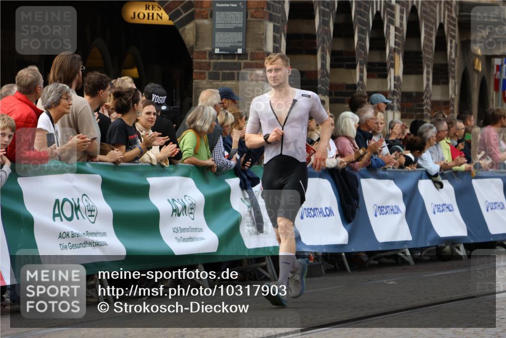 13.09.2026 - 21. swb-Marathon Bremen Strokosch-Dieckow http://msf.ph/oto/10317903 13.09.2026 13:07:04 Ziel 508, 521, 788, 1009, 2832, 3127, 3910, 4574, 4777, 5238, 6784, 6951, 8580, 8888, 1540, 1863, 3118, 4808, 6053, 7636, 7876, 8980, 9927 meine-sportfotos.de