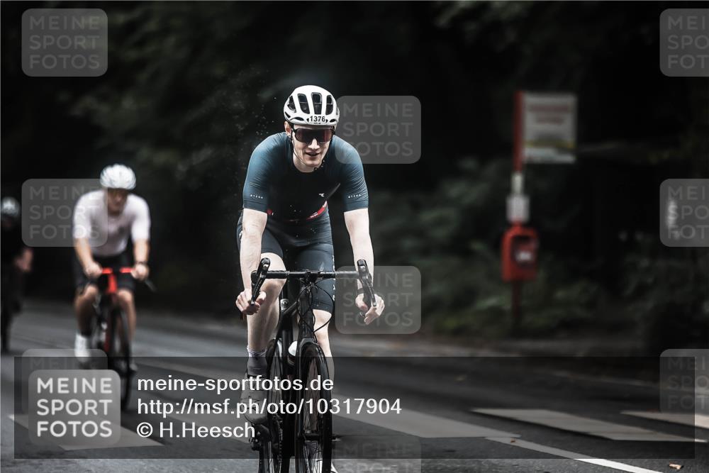 13.09.2026 - Stadtparktriathlon H.Heesch http://msf.ph/oto/10317904 13.09.2026 13:01:55 Radfahren 1189, 1232, 1248, 1280, 1299, 1329, 1355, 1376, 1393 meine-sportfotos.de